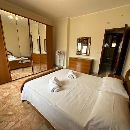 Apartment Cavalieri Del Corso